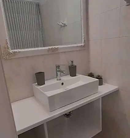 Hotel Flora &